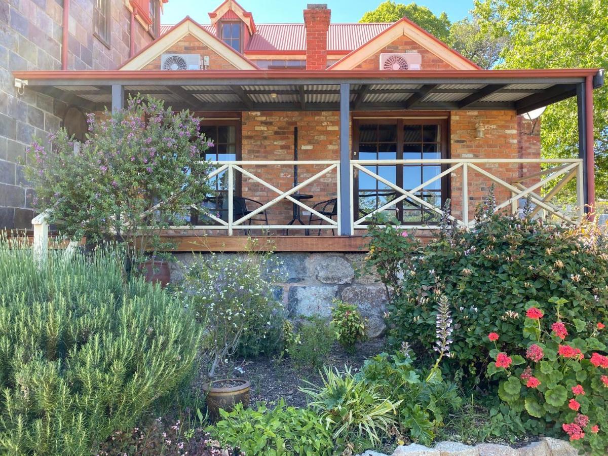 The Old Priory Hotel Beechworth Exterior photo